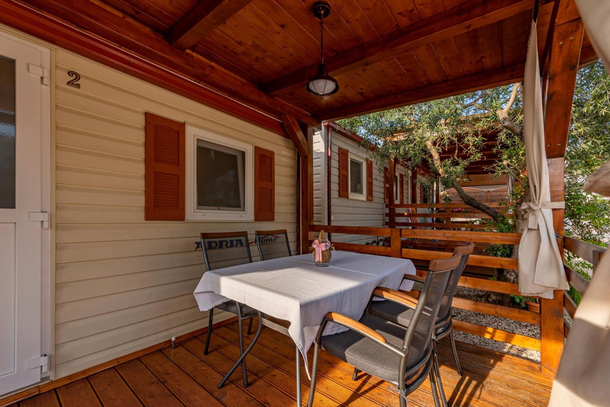 Camp Mrkva Mobile Homes With Pool Сукошан Номер фото